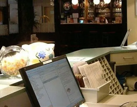 Achat 酒店 4*