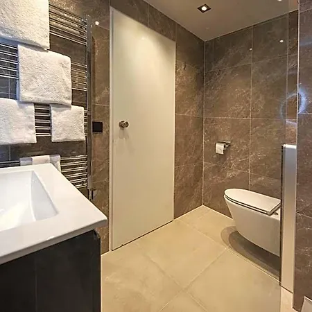 Achat Hotel 4*